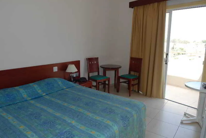 Iris Beach Hotel Protaras