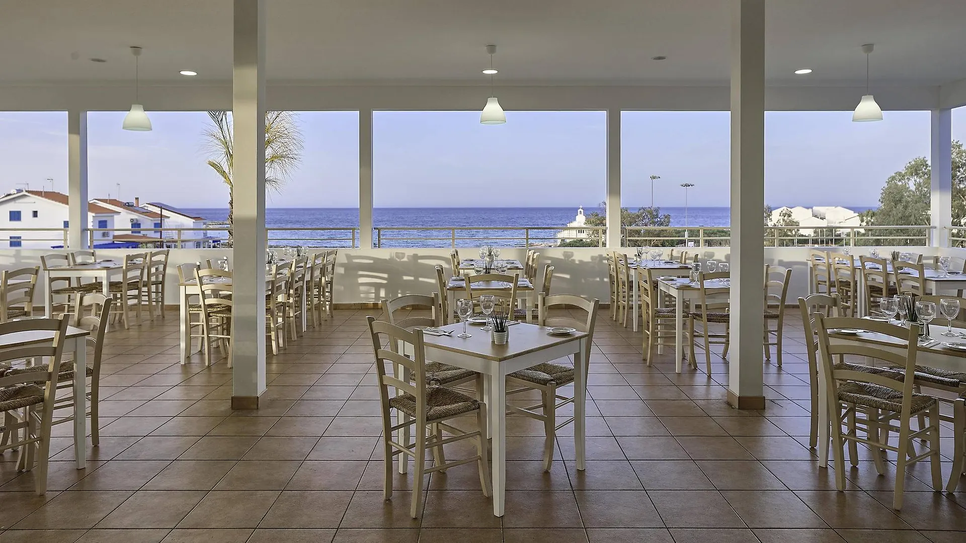 Iris Beach Hotel Protaras