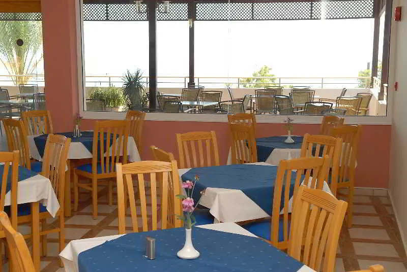 Iris Beach Hotel Protaras