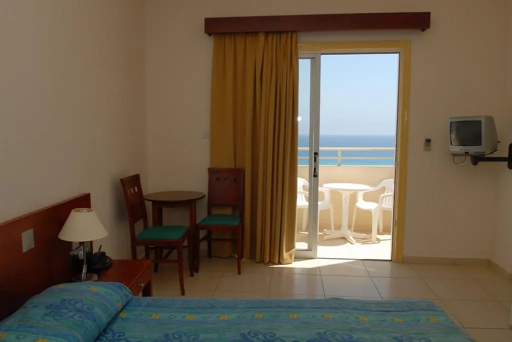Iris Beach Hotel Protaras