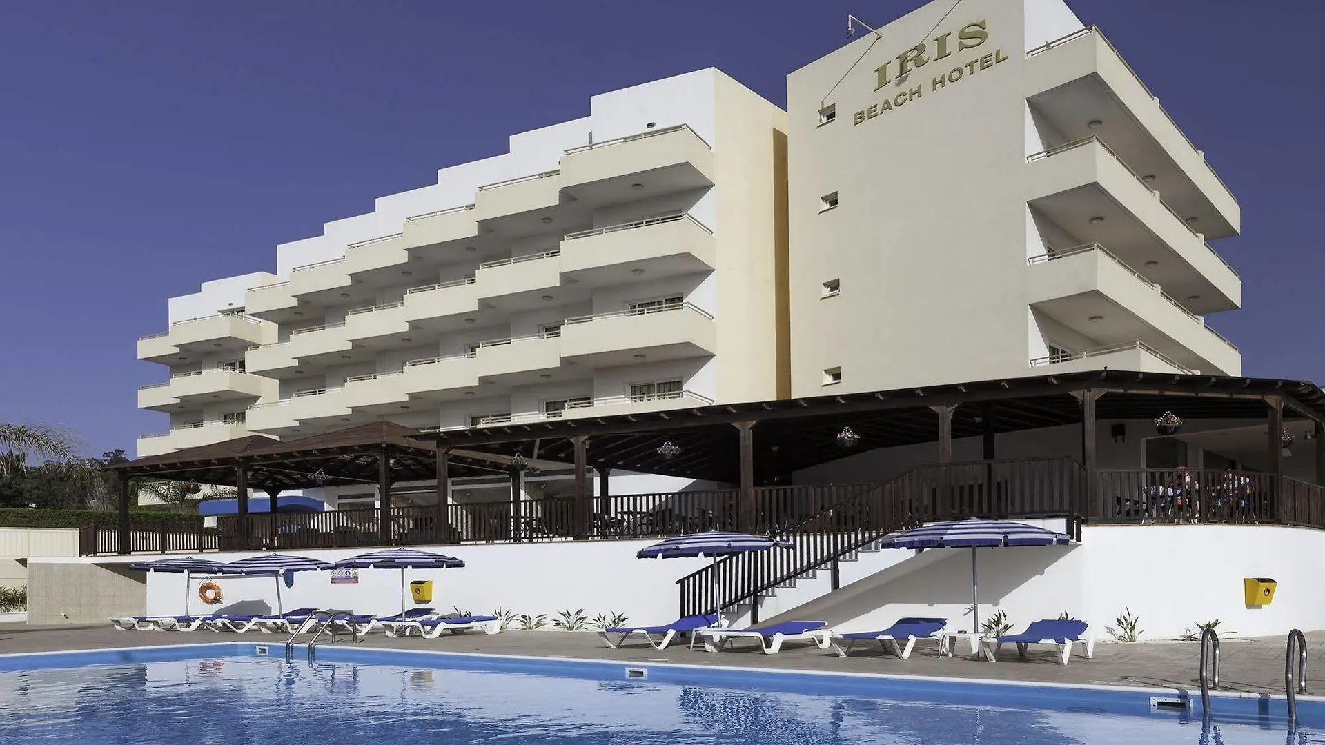 פרוטאראס Iris Beach Hotel